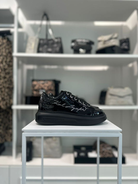 Atlete Karl Lagerfeld (FEMRA)