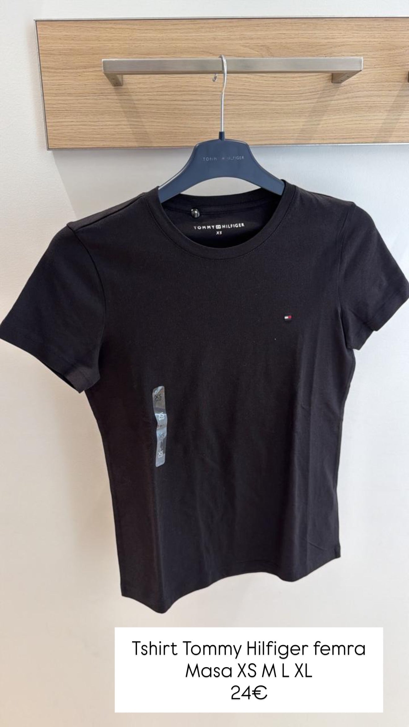 Tshirt Tommy Hilfiger (FEMRA)(STOCK)