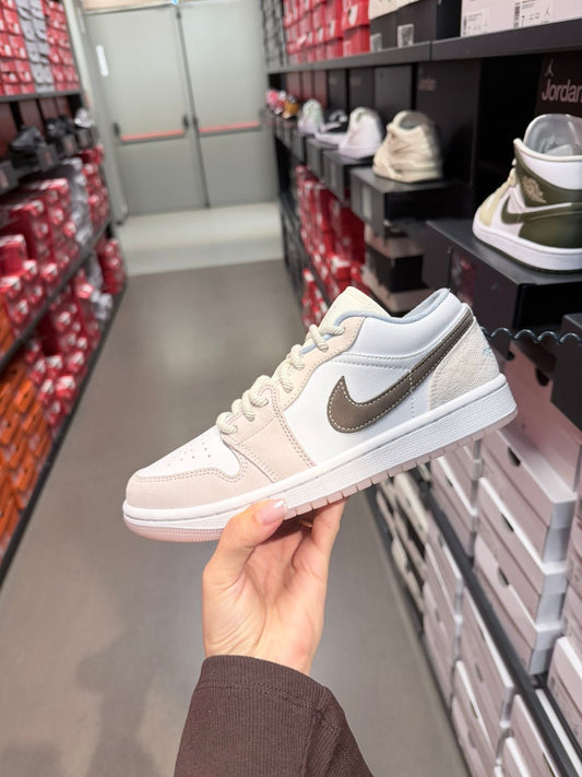 Atlete Nike (UNISEX) OCT