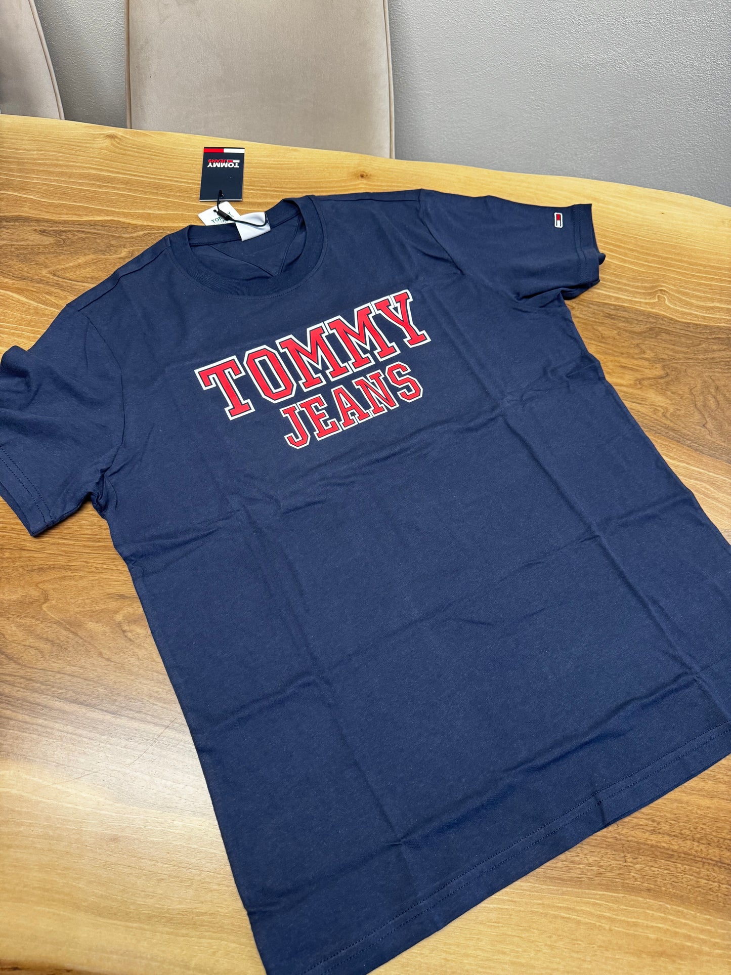 T-shirt Tommy Hilfiger (STOCK)