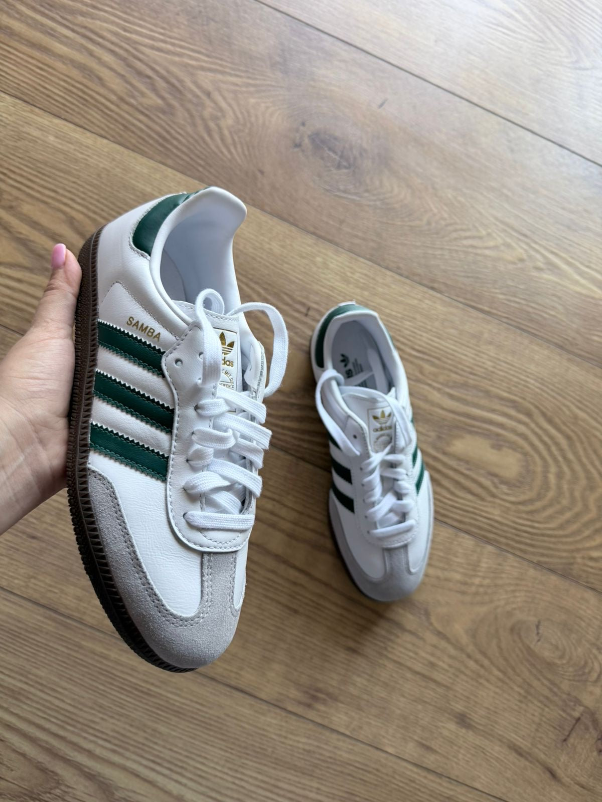 Atlete Adidas (FEMRA)(STOCK)