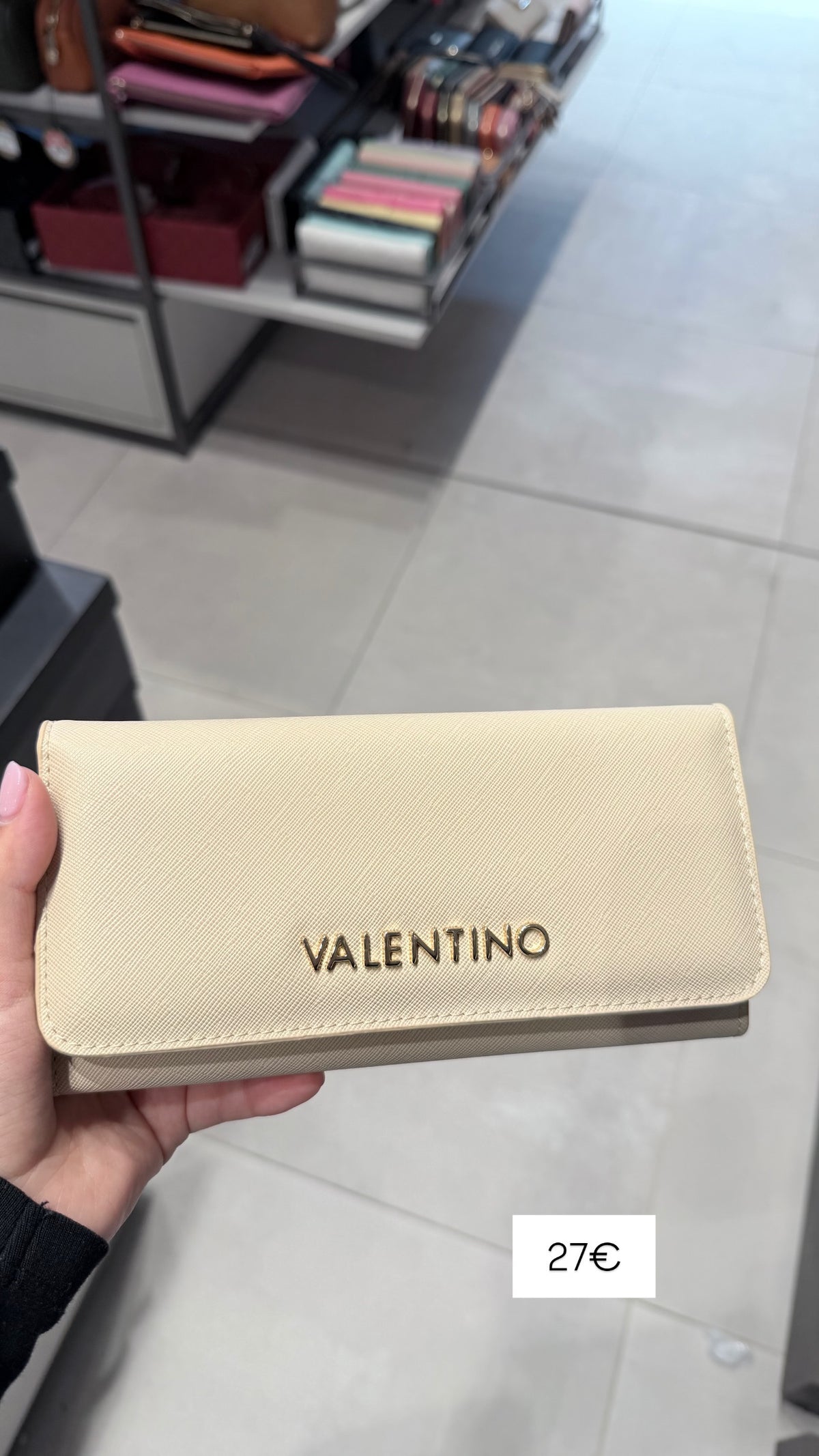 Portofol Valentino (FEMRA)(STOCK)