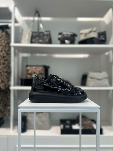 Atlete Karl Lagerfeld (FEMRA)