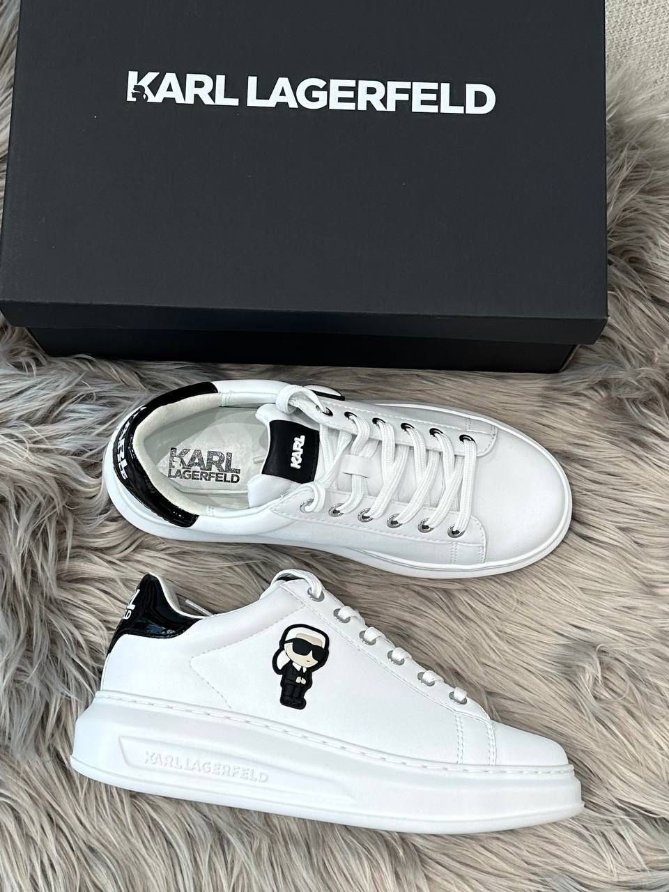 Atlete Karl Lagerfeld (FEMRA)