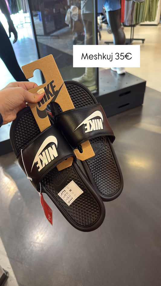 Shapka Nike (MESHKUJ)
