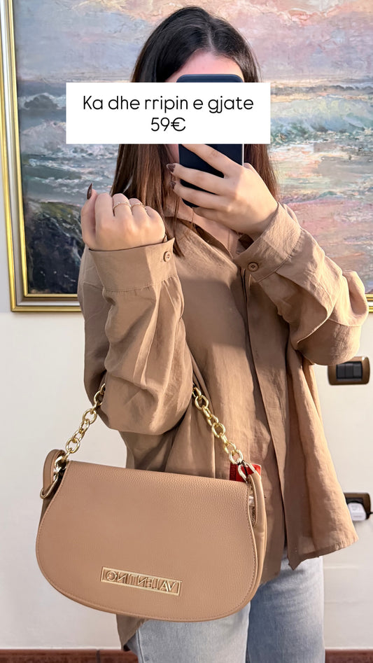 Cante Valentino (FEMRA)(STOCK)