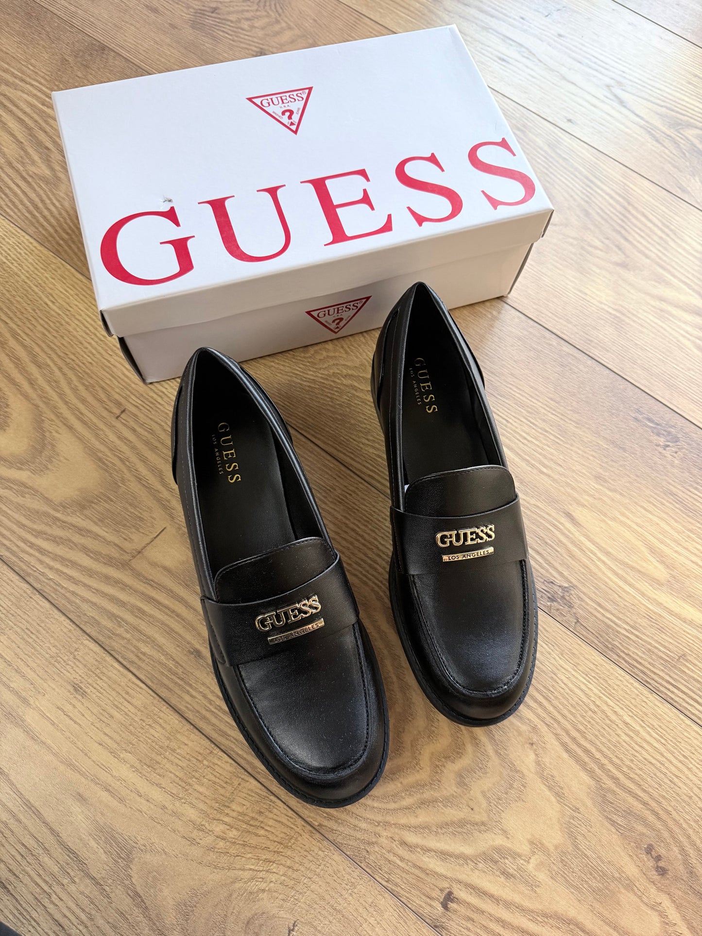 Loafers Guess (FEMRA)(STOCK)