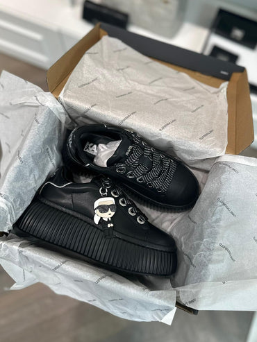 Atlete Karl Lagerfeld (FEMRA)