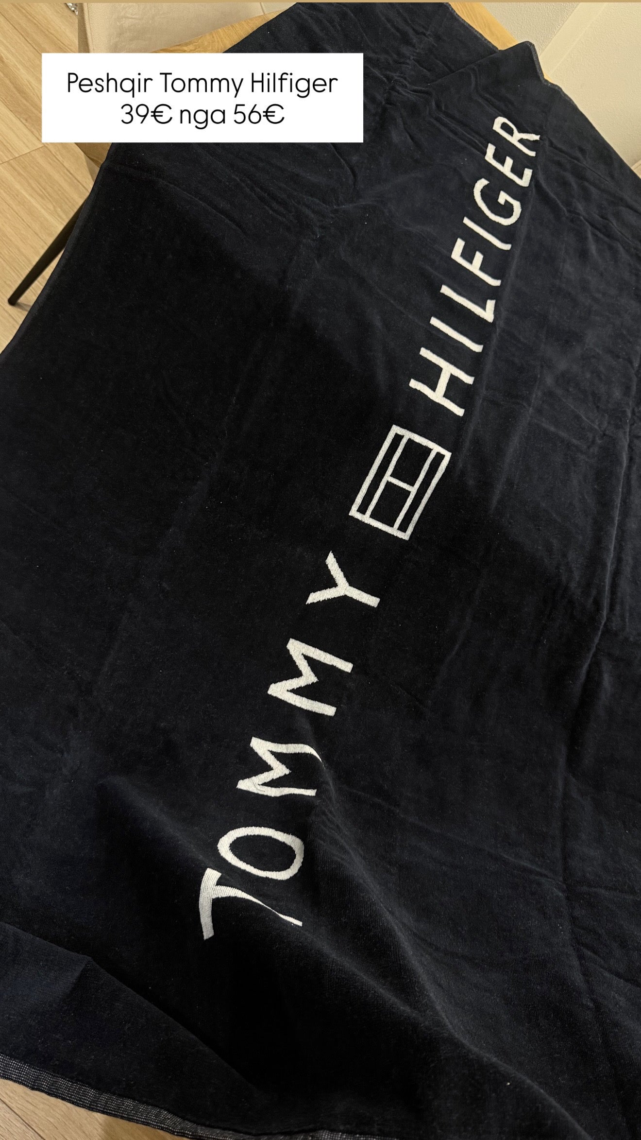 Peshqir plazhi Tommy Hilfiger (STOCK)
