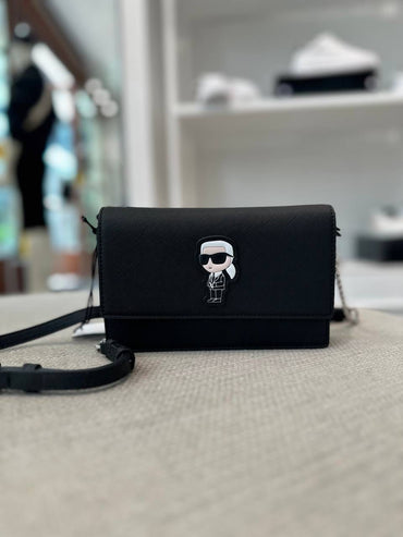 Cante Karl Lagerfeld (FEMRA)