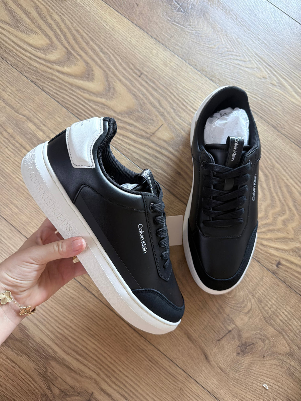 Atlete Calvin Klein (MESHKUJ)(STOCK)