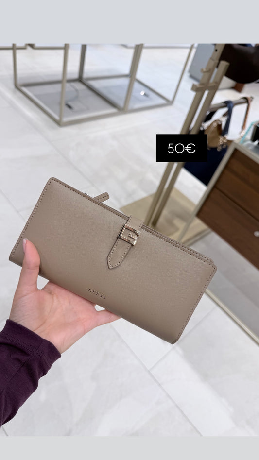 Portofol Guess (FEMRA) OCT