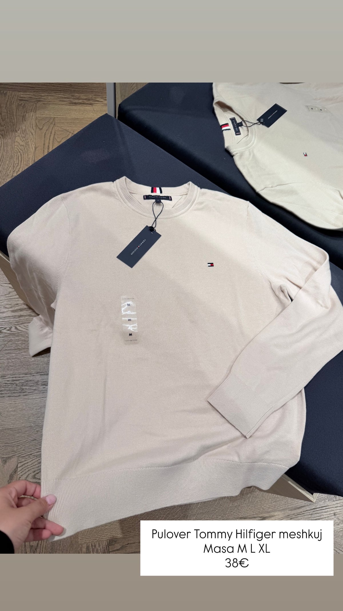 Pulover Tommy Hilfiger (MESHKUJ)