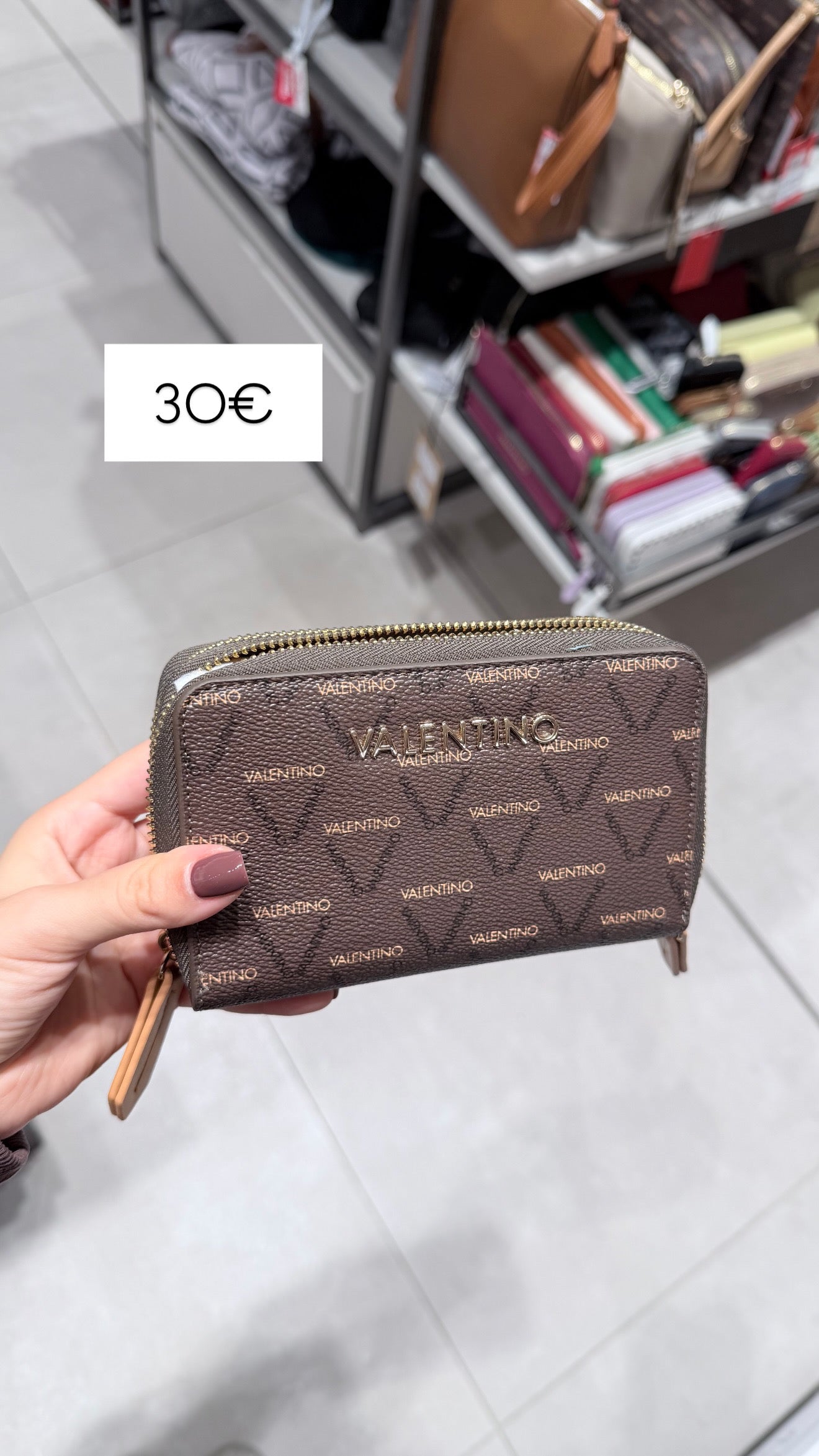 Portofol Valentino (FEMRA)(STOCK)