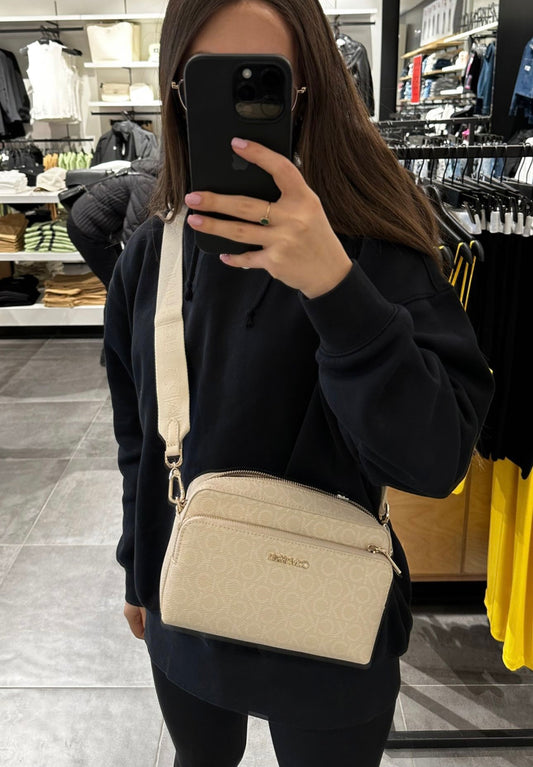 Cante Calvin Klein (FEMRA) OCT