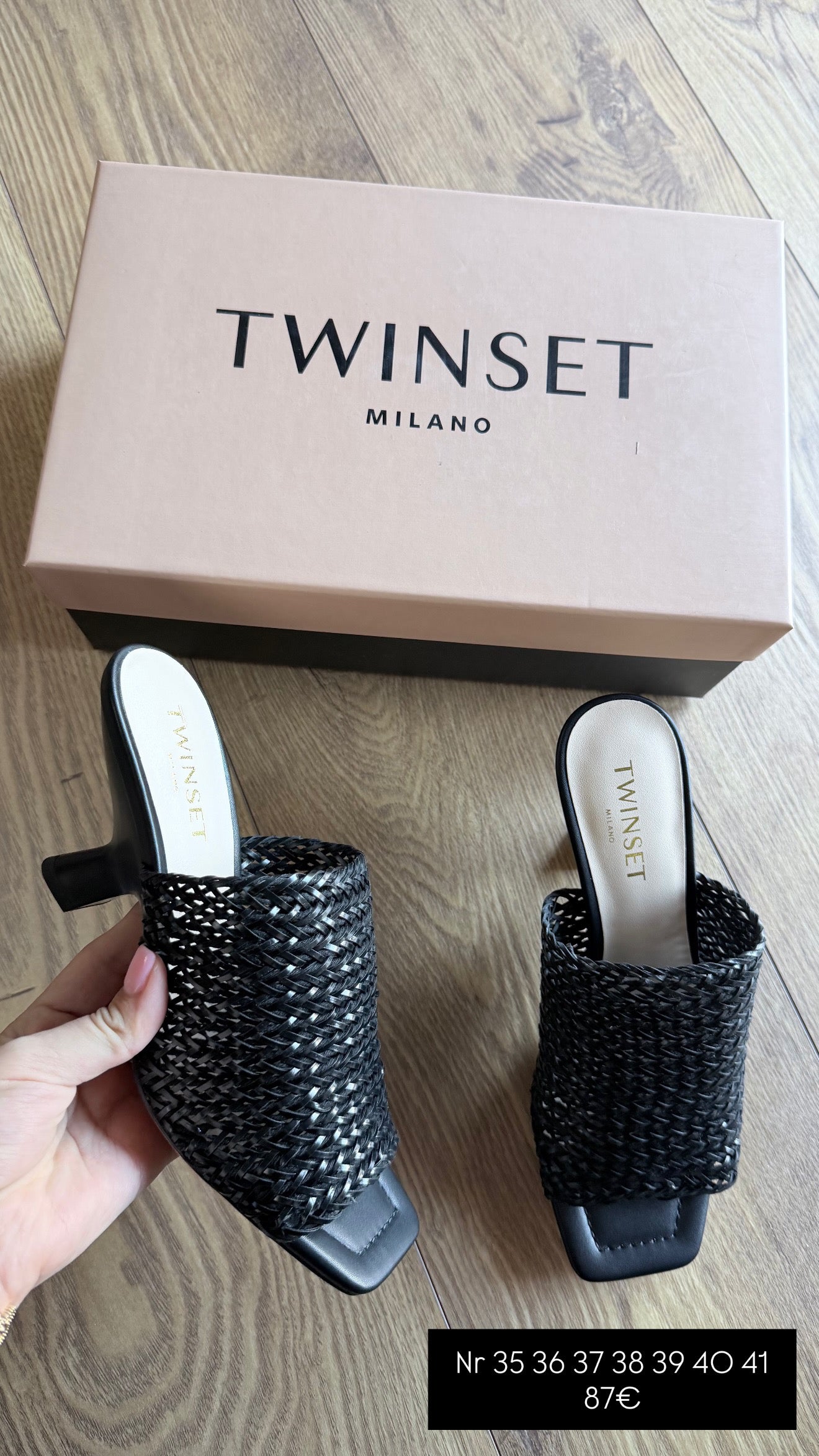 Shapka Twinset (FEMRA)(STOCK)