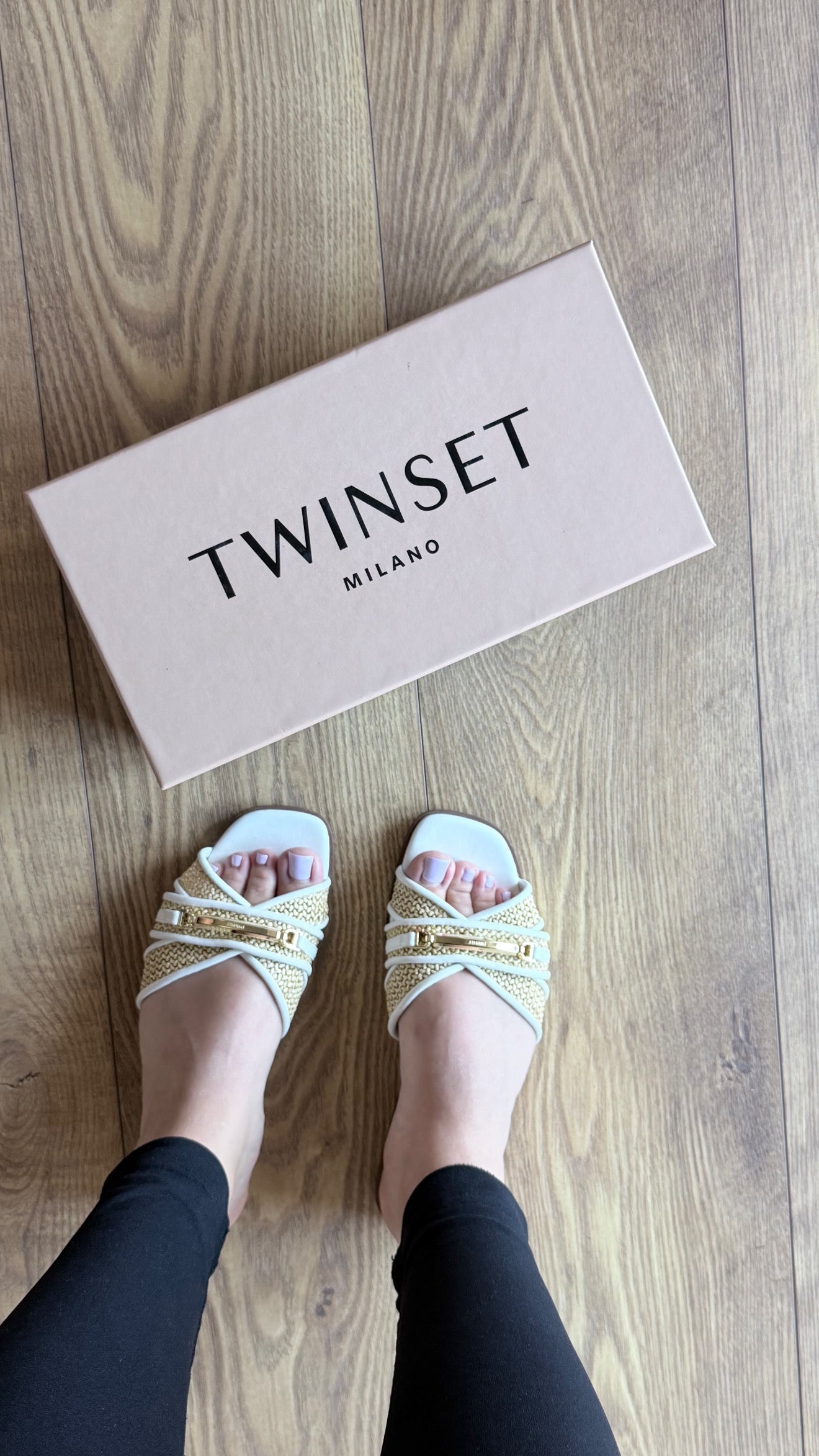 Shapka Twinset (FEMRA)(STOCK)