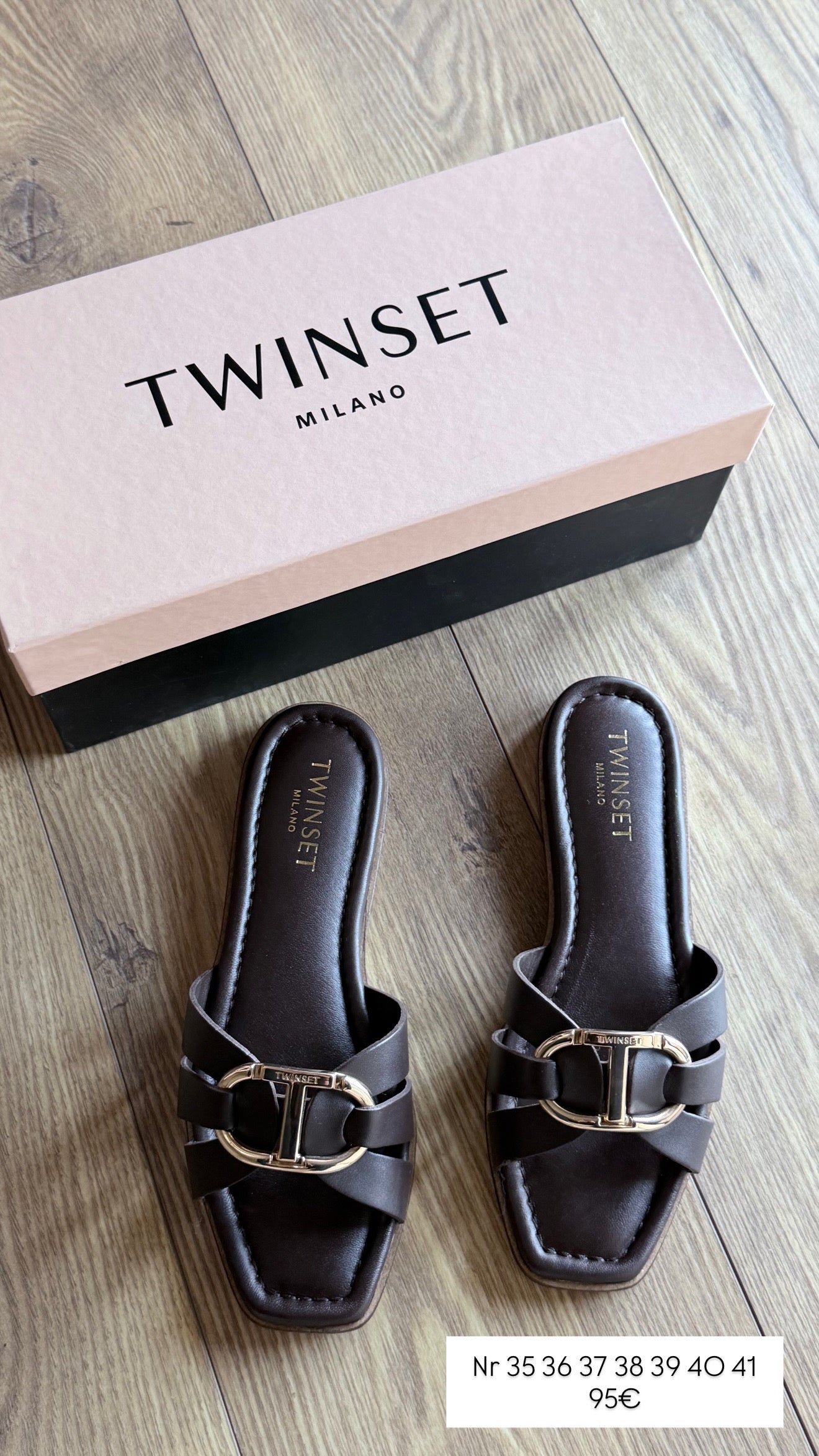 Shapka Twinset (FEMRA)(STOCK)