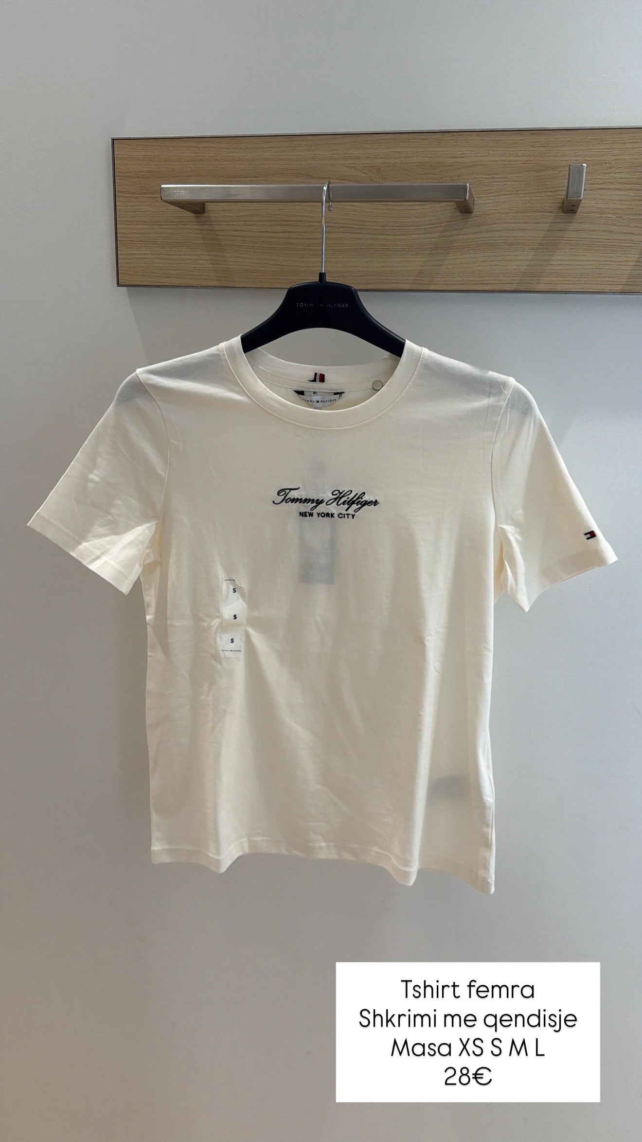 Tshirt Tommy Hilfiger (FEMRA)(STOCK)