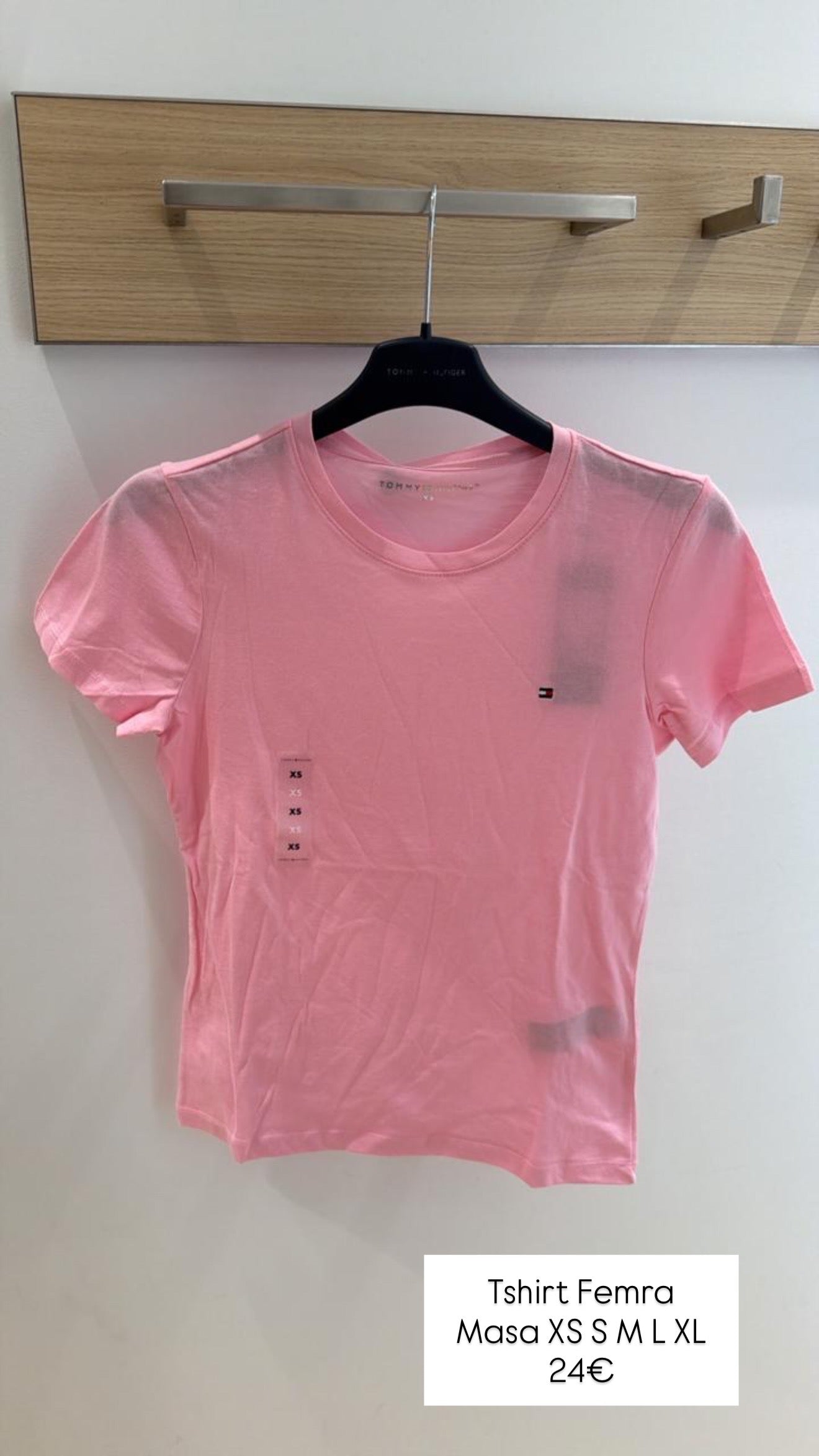 Tshirt Tommy Hilfiger (FEMRA)(STOCK)