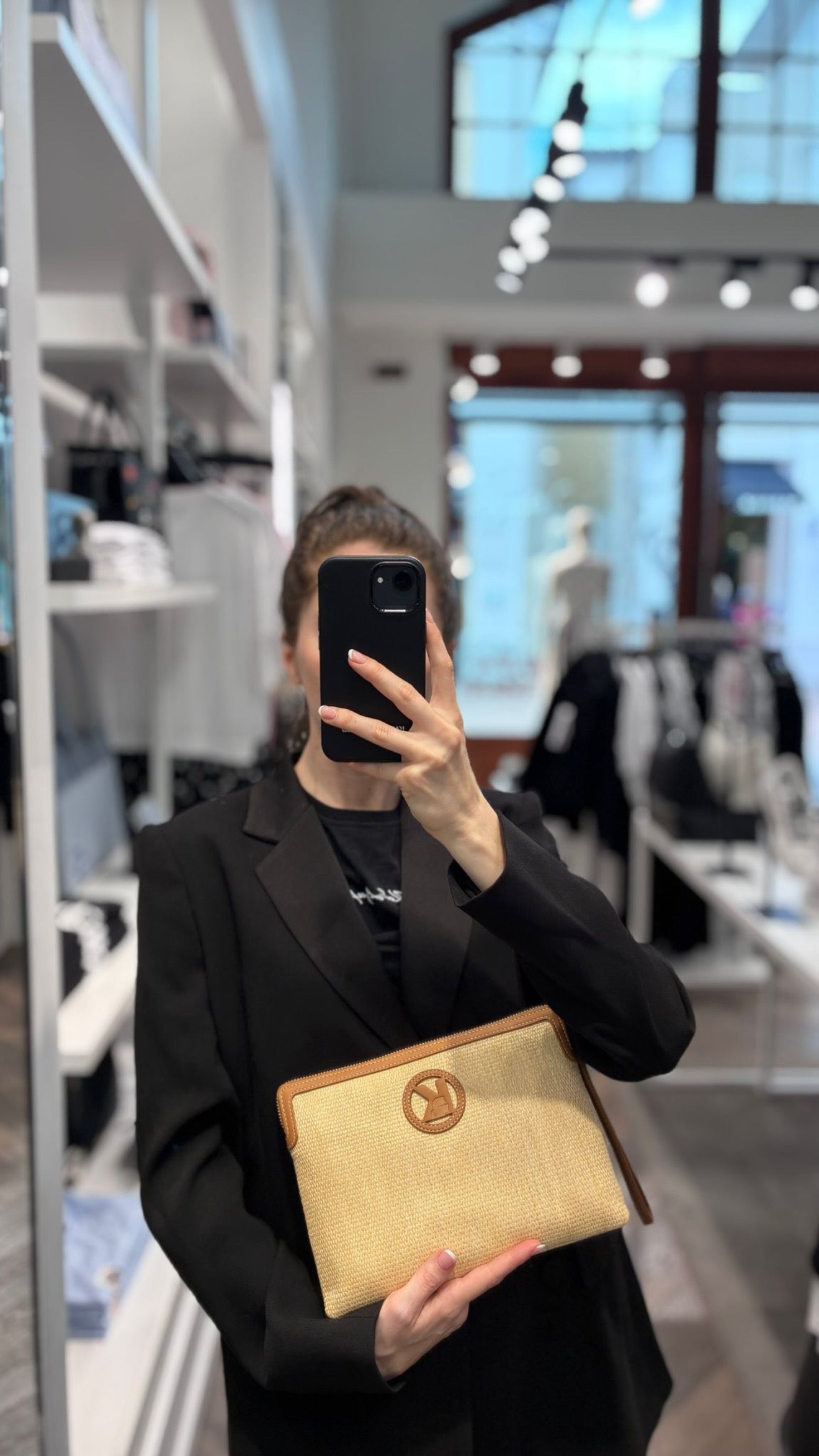 Pochette Karl Lagerfeld (FEMRA)(STOCK)