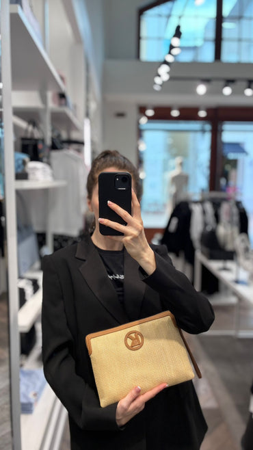 Pochette Karl Lagerfeld (FEMRA)(STOCK)