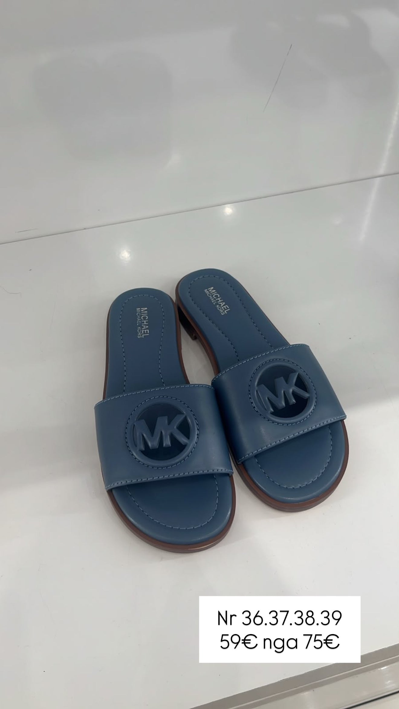Shapka Michael Kors
