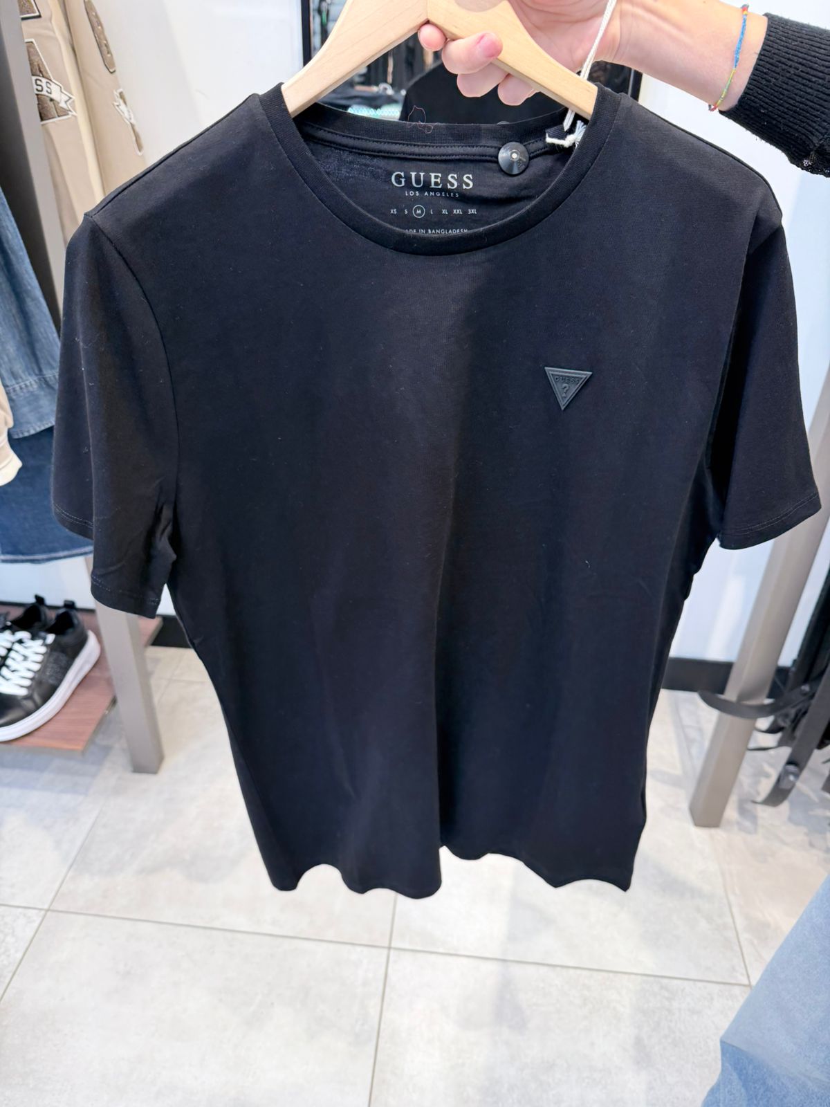 Tshirt Guess (MESHKUJ)(STOCK)