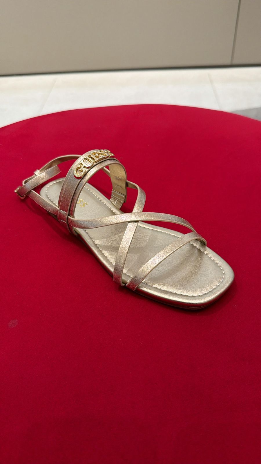 Sandale Guess (FEMRA)(STOCK)