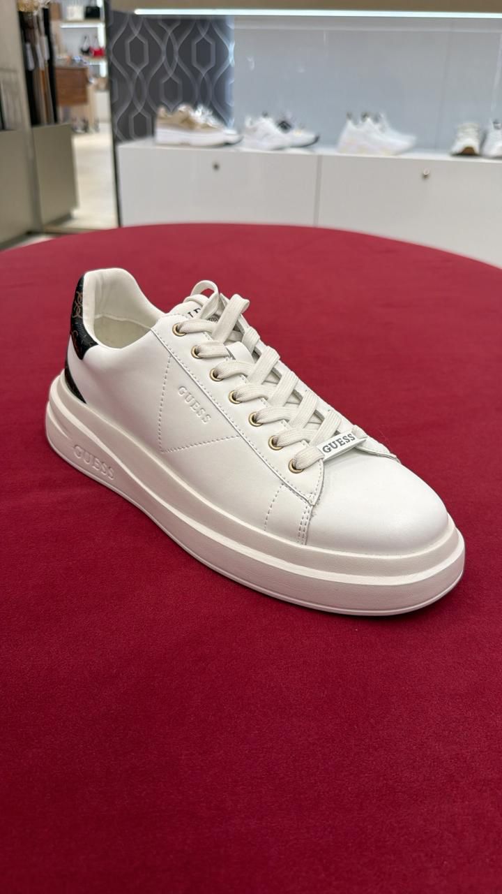 Atlete Guess (MESHKUJ)(STOCK)