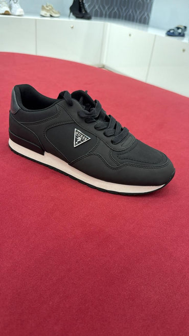 Atlete Guess (MESHKUJ)(STOCK)